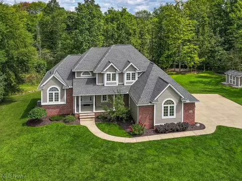 15025 Regents Way, Chardon, OH 44024