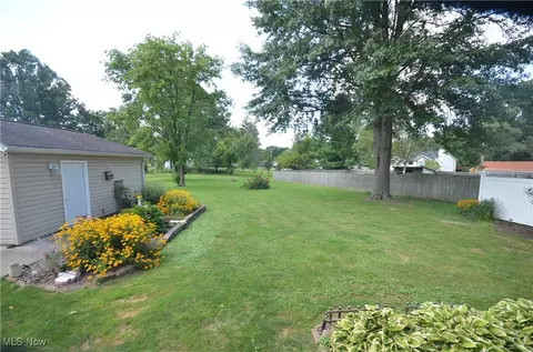 Exterior - 4105 Hattrick Rd, Rootstown, OH 44272 photo 9 of 13