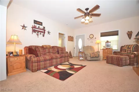 Living - 4105 Hattrick Rd, Rootstown, OH 44272 photo 2 of 3