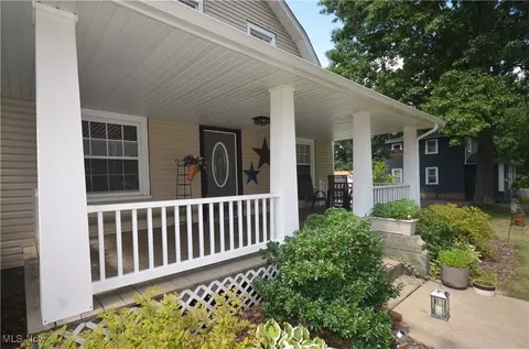 Exterior - 4105 Hattrick Rd, Rootstown, OH 44272 photo 3 of 13