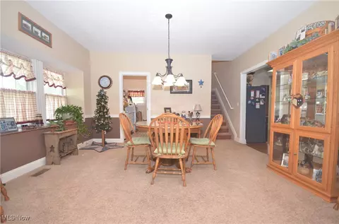 Dining - 4105 Hattrick Rd, Rootstown, OH 44272 photo 1 of 3