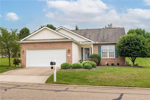 1540 Presidents St, Louisville, OH 44641