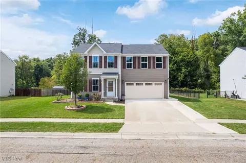 5057 Misty Glen Ln, Ravenna, OH 44266