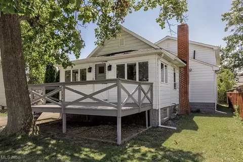 1086 E 331st St, Eastlake, OH 44095