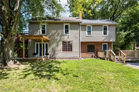 330 Cherry, Lisbon, OH 44432 photo 2