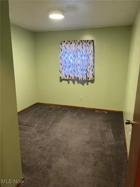 702 Johnson Ave, Dennison, OH 44621 photo 15