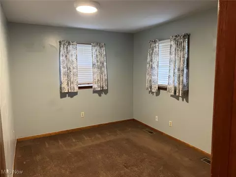 702 Johnson Ave, Dennison, OH 44621 photo 11