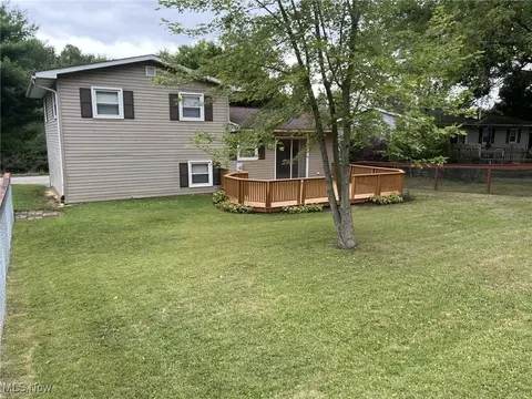 702 Johnson Ave, Dennison, OH 44621 photo 27