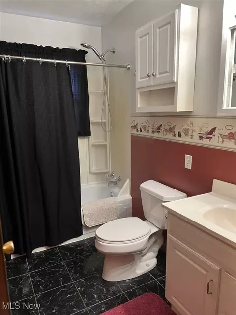 702 Johnson Ave, Dennison, OH 44621 photo 13