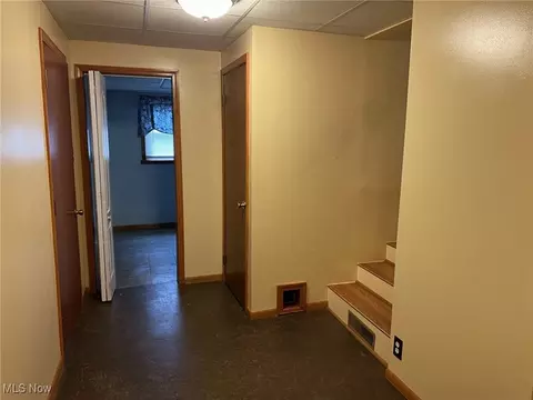702 Johnson Ave, Dennison, OH 44621 photo 18