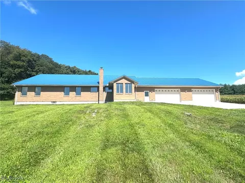 15093 Lower Fredericktown Amity Rd, Fredericktown, OH 43019