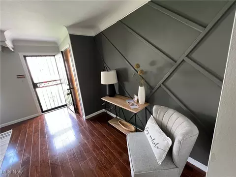 5352 Beechwood Ave, Maple Heights, OH 44137 photo 9