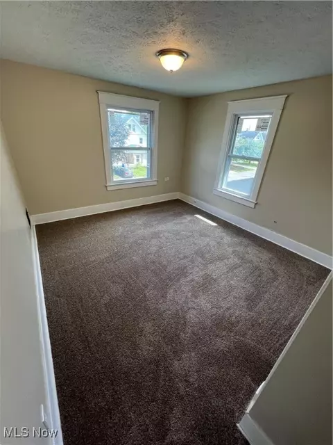 501 4th St, Struthers, OH 44471 photo 19