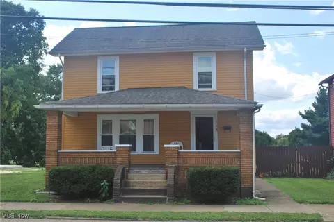 208 Murray Ave, Minerva, OH 44657
