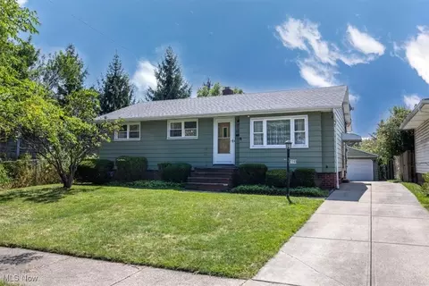 601 Judie Dr, Cleveland, OH 44109