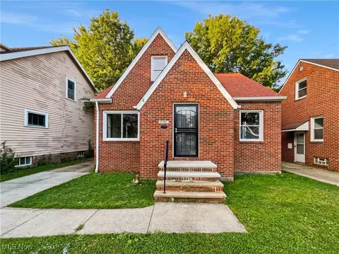 19540 Pasnow Ave, Cleveland, OH 44119