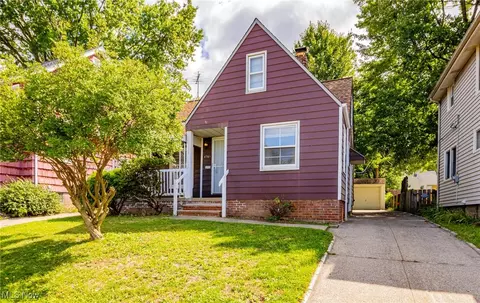 4761 E 93rd St, Garfield Heights, OH 44125
