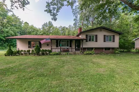 4757 Linda Dr, Geneva, OH 44041