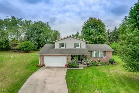 11862 Patroon Cir NW, Canal Fulton, OH 44614