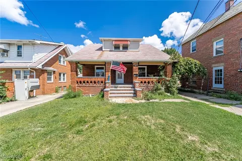 1801 Rockefeller Rd, Wickliffe, OH 44092