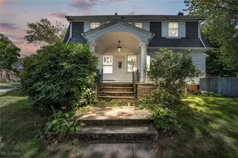 3526 W 147th St, Cleveland, OH 44111