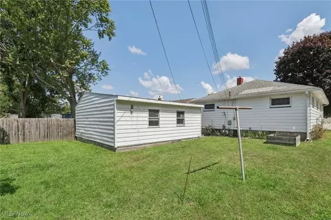 3037 Aberdeen Ave, Ashtabula, OH 44004 photo 9