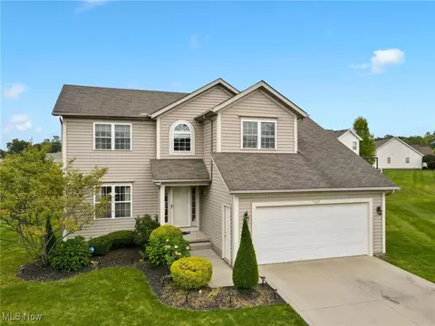 7587 Sheffield Ct, Macedonia, OH 44056