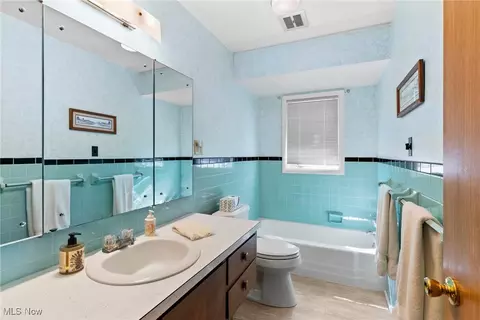 1930 E 52nd St, Ashtabula, OH 44004 photo 11
