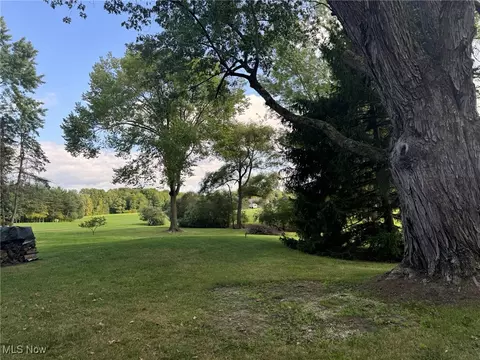 Exterior - 2756 Winchell Rd, Aurora, OH 44202 photo 8 of 10