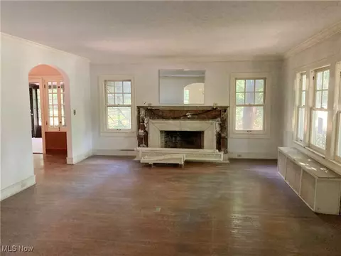 1208 N Howard St, Akron, OH 44310 photo 7
