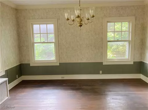 1208 N Howard St, Akron, OH 44310 photo 6