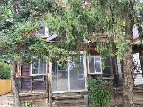 6169 Morton Ave, Cleveland, OH 44127