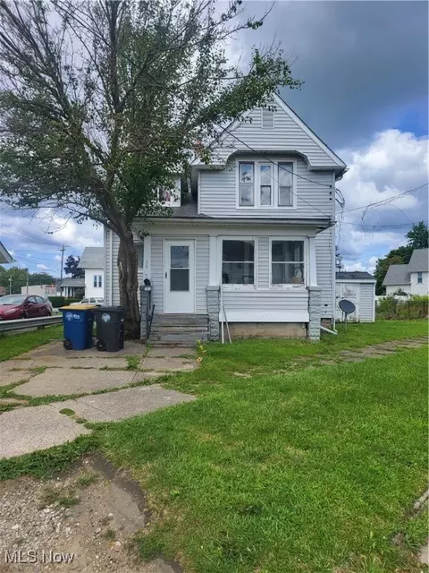 1525 W 6th St, Ashtabula, OH 44004