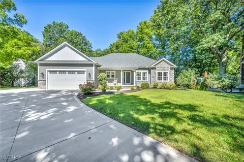 7418 Chillicothe Rd, Mentor, OH 44060