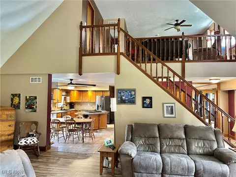 Entry Way - 412 Forest St, Lagrange, OH 44050 photo 2 of 2