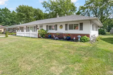526 Linwood Dr, Alliance, OH 44601