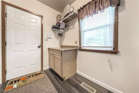 112 Wesleyan Ct, Elyria, OH 44035 photo 22