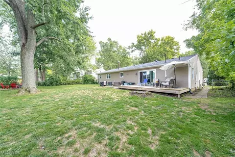 112 Wesleyan Ct, Elyria, OH 44035 photo 28