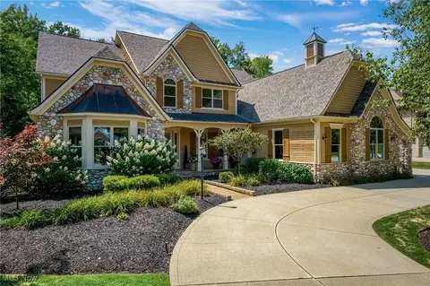Exterior - 7232 Castle Pine Dr, Solon, OH 44139 photo 1 of 3