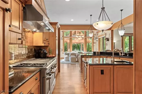 Kitchen - 7232 Castle Pine Dr, Solon, OH 44139 photo 1 of 6