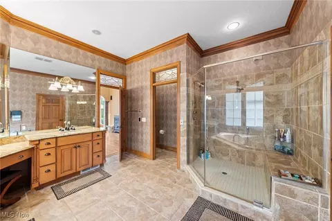 Bath - 7232 Castle Pine Dr, Solon, OH 44139 photo 2 of 4