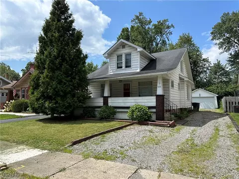438 Kenilworth Ave SE, Warren, OH 44483
