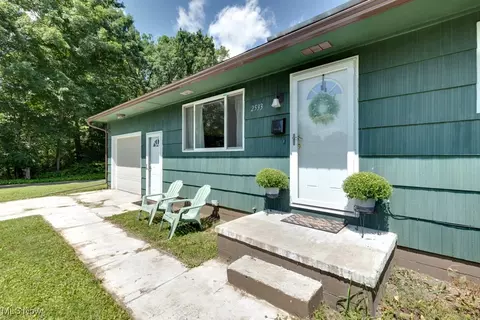 2533 43rd St NW, Canton, OH 44709