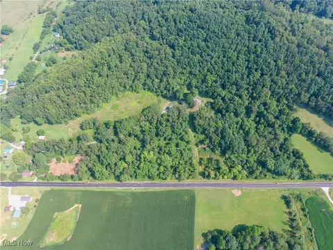 3101 E Oh-258 St, Newcomerstown, OH 43832