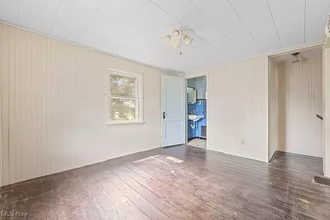 18071-18073 Derr Ave, Beloit, OH 44609 photo 18