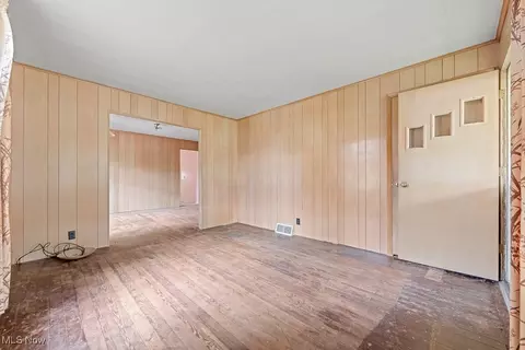 18071-18073 Derr Ave, Beloit, OH 44609 photo 7