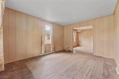 18071-18073 Derr Ave, Beloit, OH 44609 photo 6