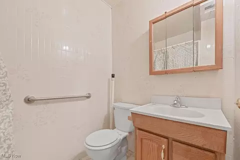 18071-18073 Derr Ave, Beloit, OH 44609 photo 30