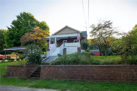 731 Grover Ave, Masury, OH 44438