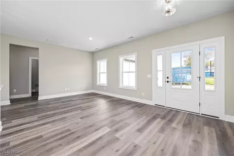 40094 Ryan Ct, Elyria, OH 44035 photo 14